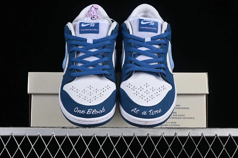 All Categories Nk SB Dunk Series Nk SB Dunk Low Low-top sneakers Foreign trade version Born x Raised x Nk SB Dunk American street style Joint model SB low-top sports and leisure sneakers FN7819-400